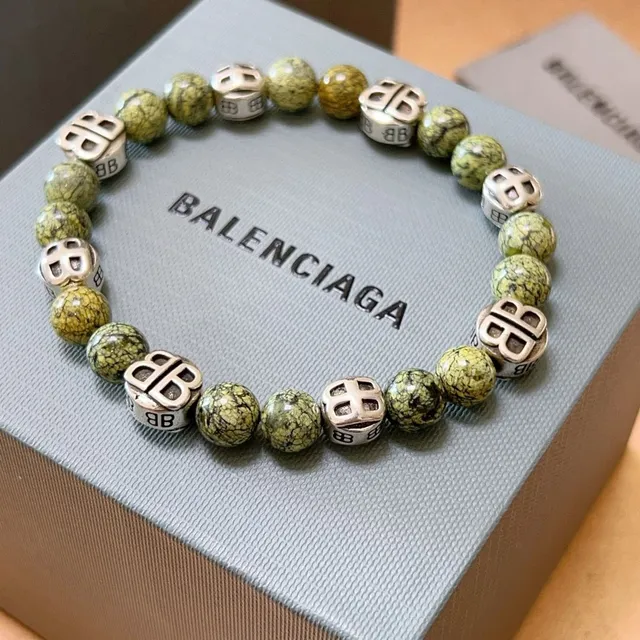 Balenciaga BB Bead Bracelet Pulseira de pedra marmoreada verde e metal de tom prateado 9