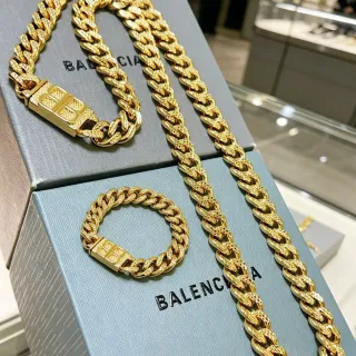 Balenciaga BB Chain قلادة ذهبية كيرب سميكة لوجو