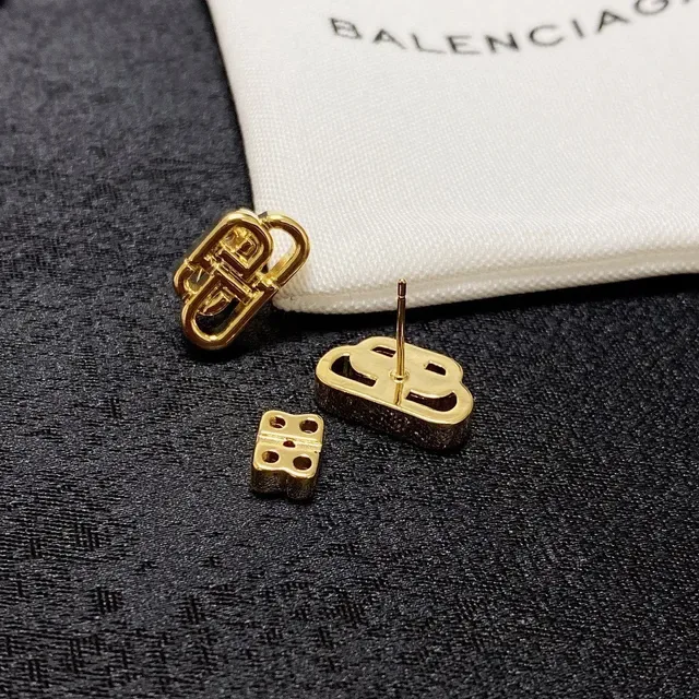 Balenciaga BB Ouro e Prata Interlocking Monogram Brincos de Metal Abierto 5