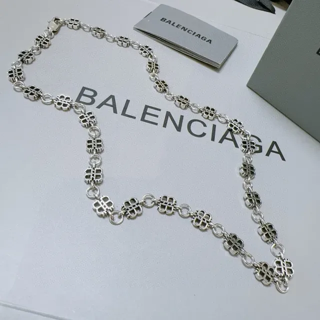 Balenciaga Clover Link Silver-Tone Statement Necklace 3