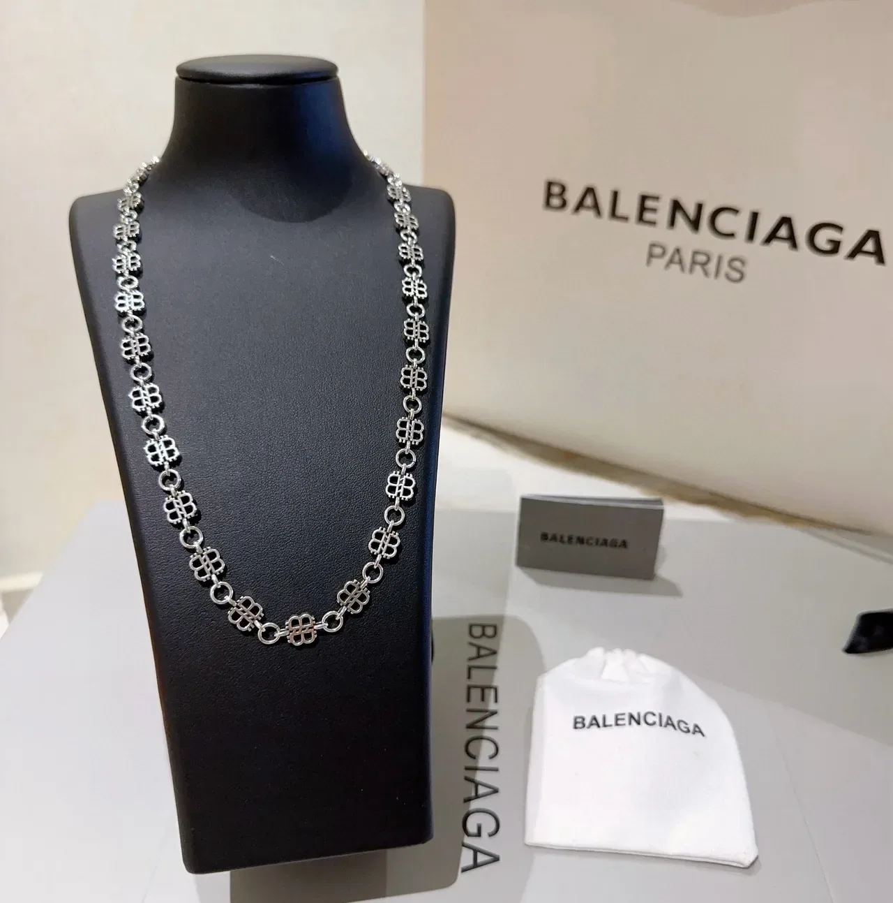 Balenciaga Clover Link Silver-Tone Statement Necklace 4