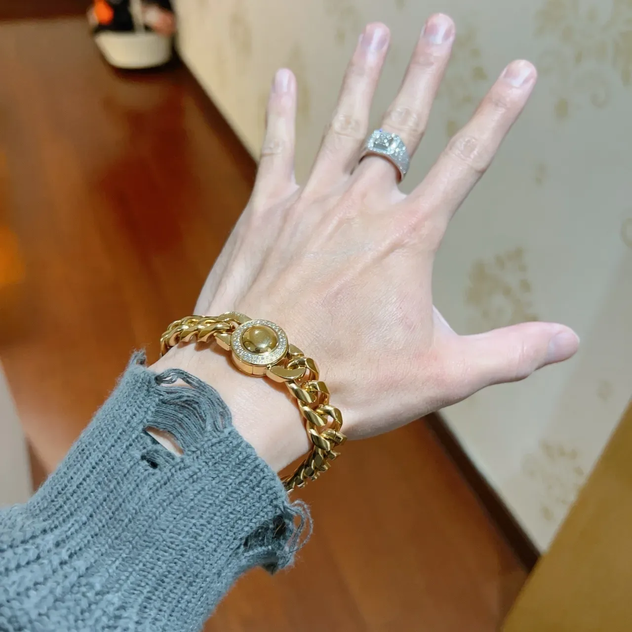 Balenciaga Colar Corrente Curb-Link de Ouro Broche de Pedras Pavé 6