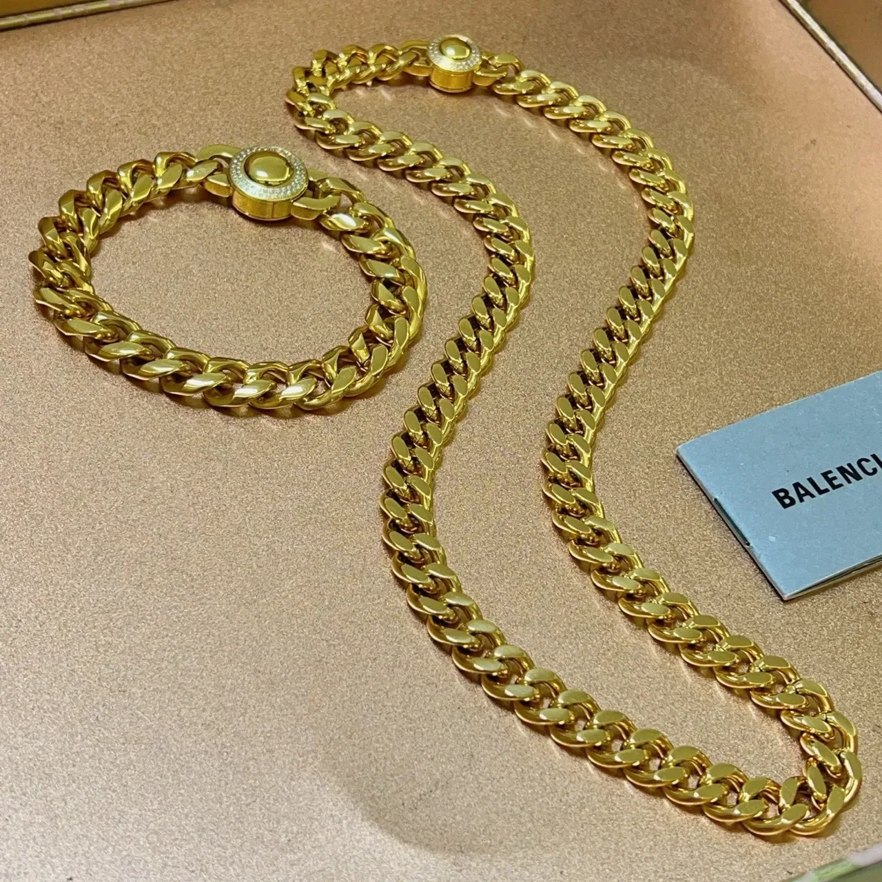 Balenciaga Colar Corrente Curb-Link de Ouro Broche de Pedras Pavé 7