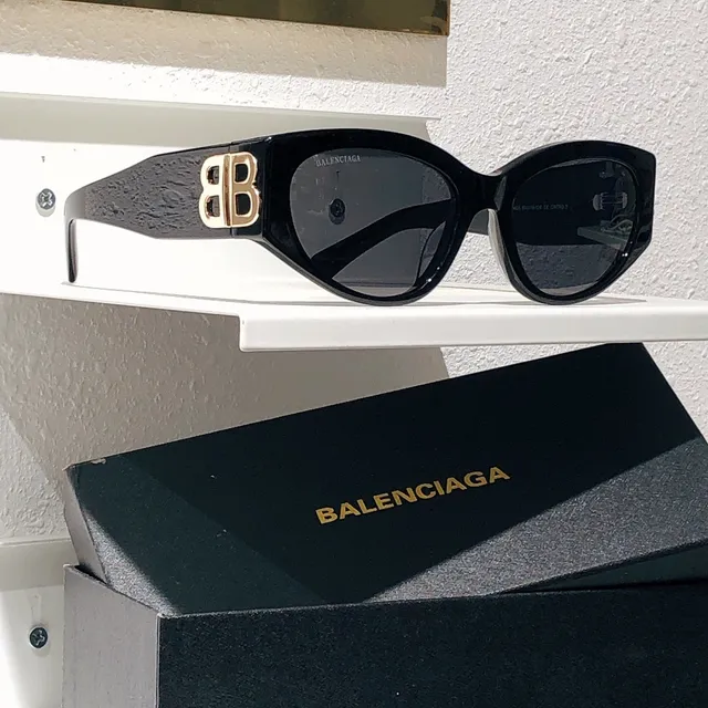 Balenciaga Hourglass نظارات شمسية كات آي أسيتات أبيض 8