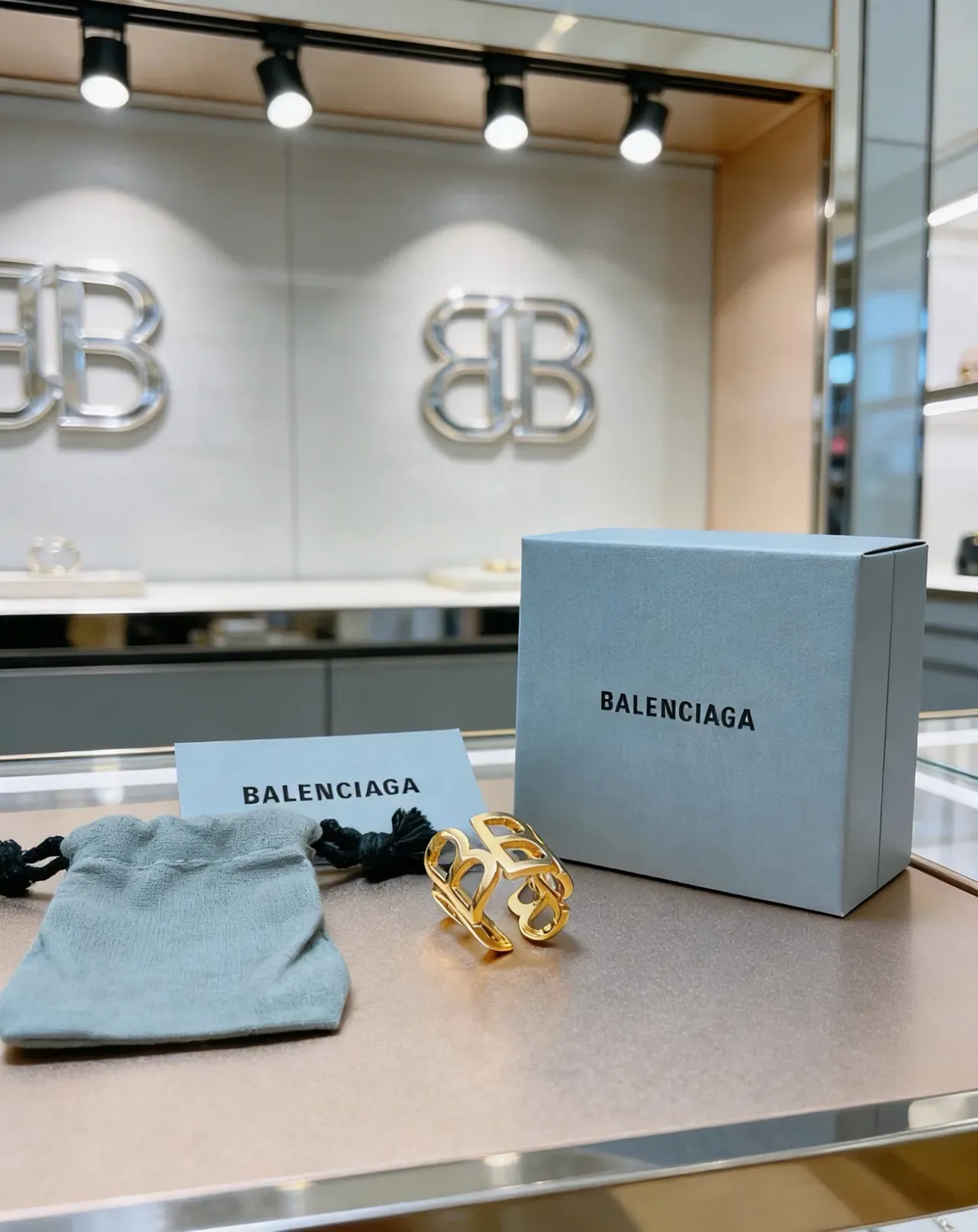 Balenciaga Interlocking B Logo Gold-Tone Ring 5