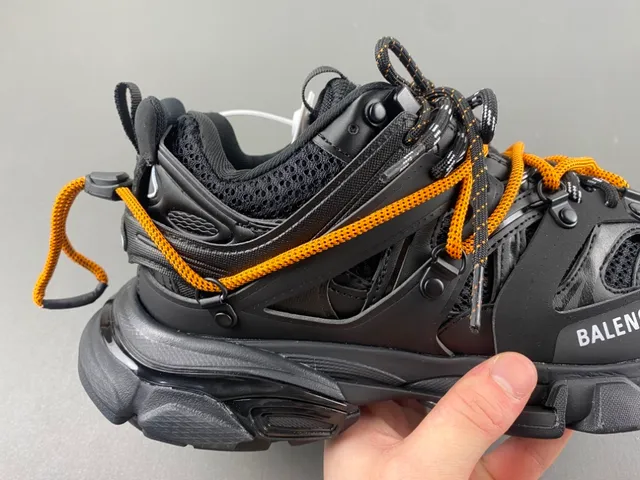 Balenciaga Runner Sola preta laranja Malha e sobreposição sintética Tênis chunky 3