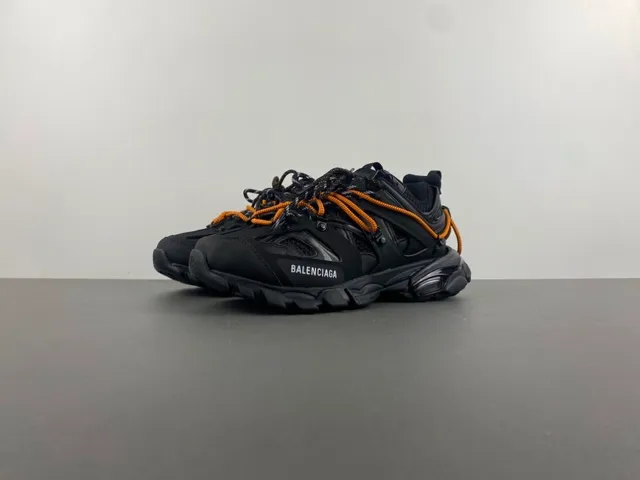 Balenciaga Runner Sola preta laranja Malha e sobreposição sintética Tênis chunky 10