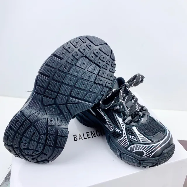 Balenciaga Runner Rice Apricot Chunky Sneakers 14