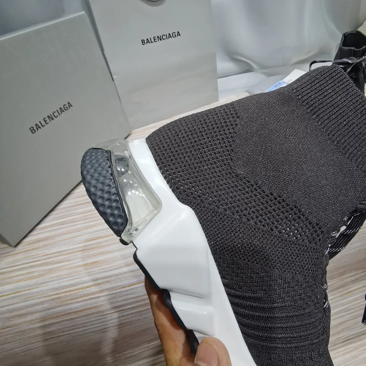 Balenciaga Speed Trainer chaussures lifestyle noir et blanc 5