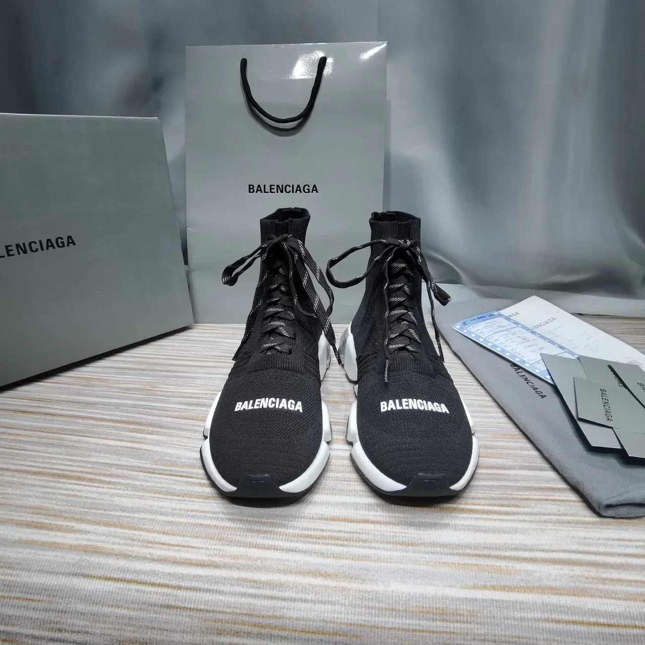 Balenciaga Speed Trainer chaussures lifestyle noir et blanc 9