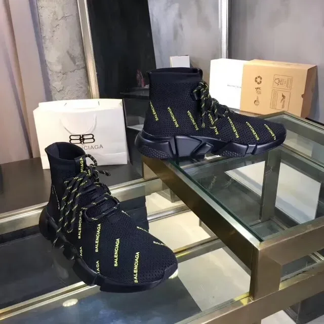 Balenciaga Speed Trainer tênis lifestyle preto e amarelo com logo knit 2