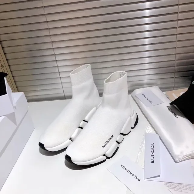 Balenciaga Speed Trainer sneakers lifestyle blanc et noir 8