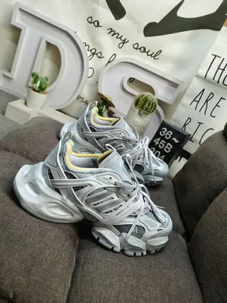 Balenciaga Track ধূসর হলুদ বড় সোল কেজ স্ট্র্যাপ ওভারলে মোটা স্নিকার 9