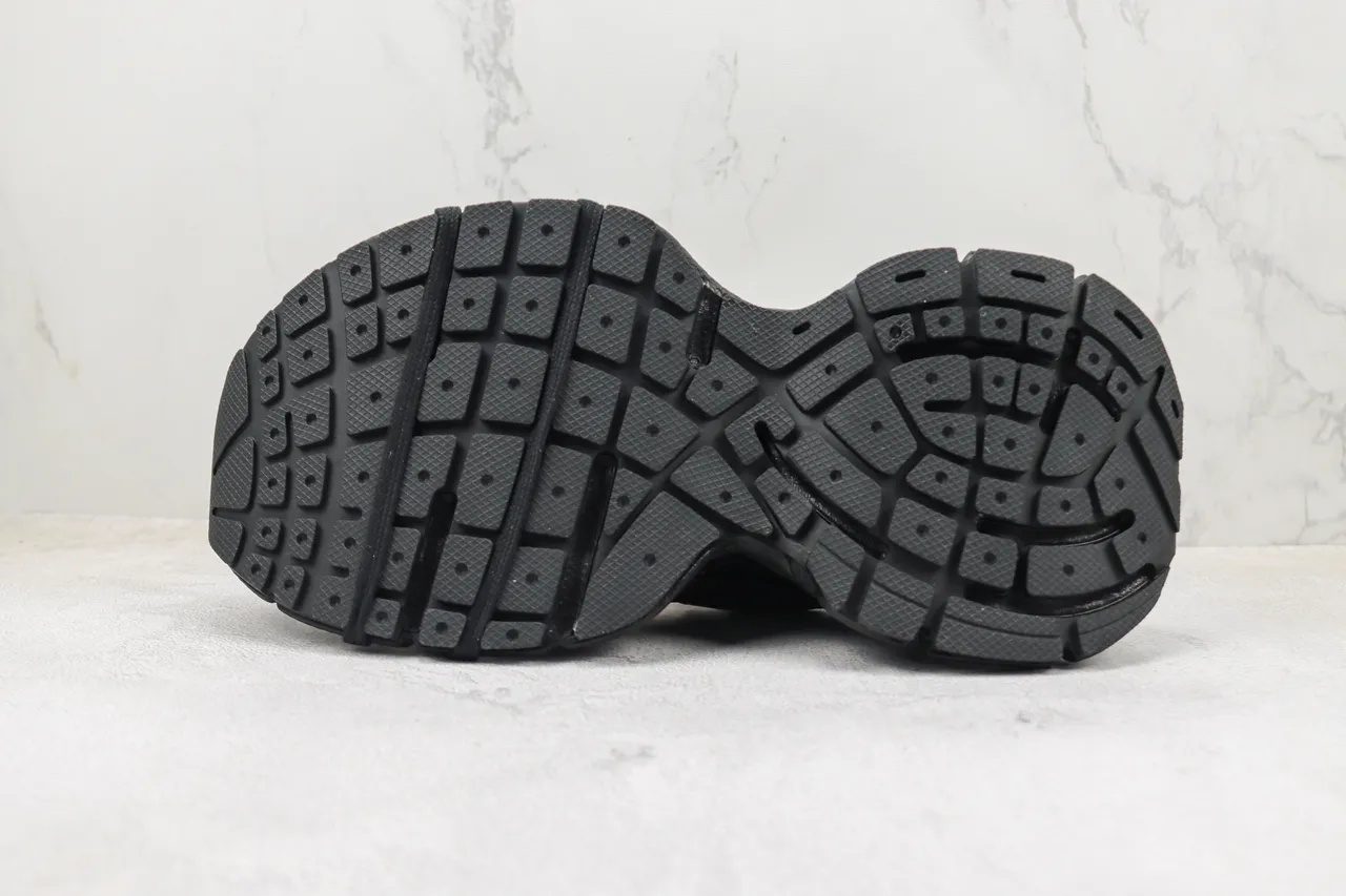 Balenciaga Track Trainer Monochrome Noir Chunky Sneakers 8