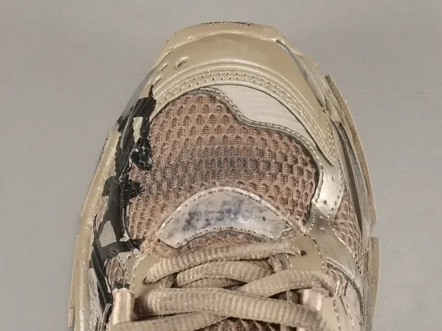 Balenciaga Track Trainer Off-White Graffiti Chunky سينيكرز 10