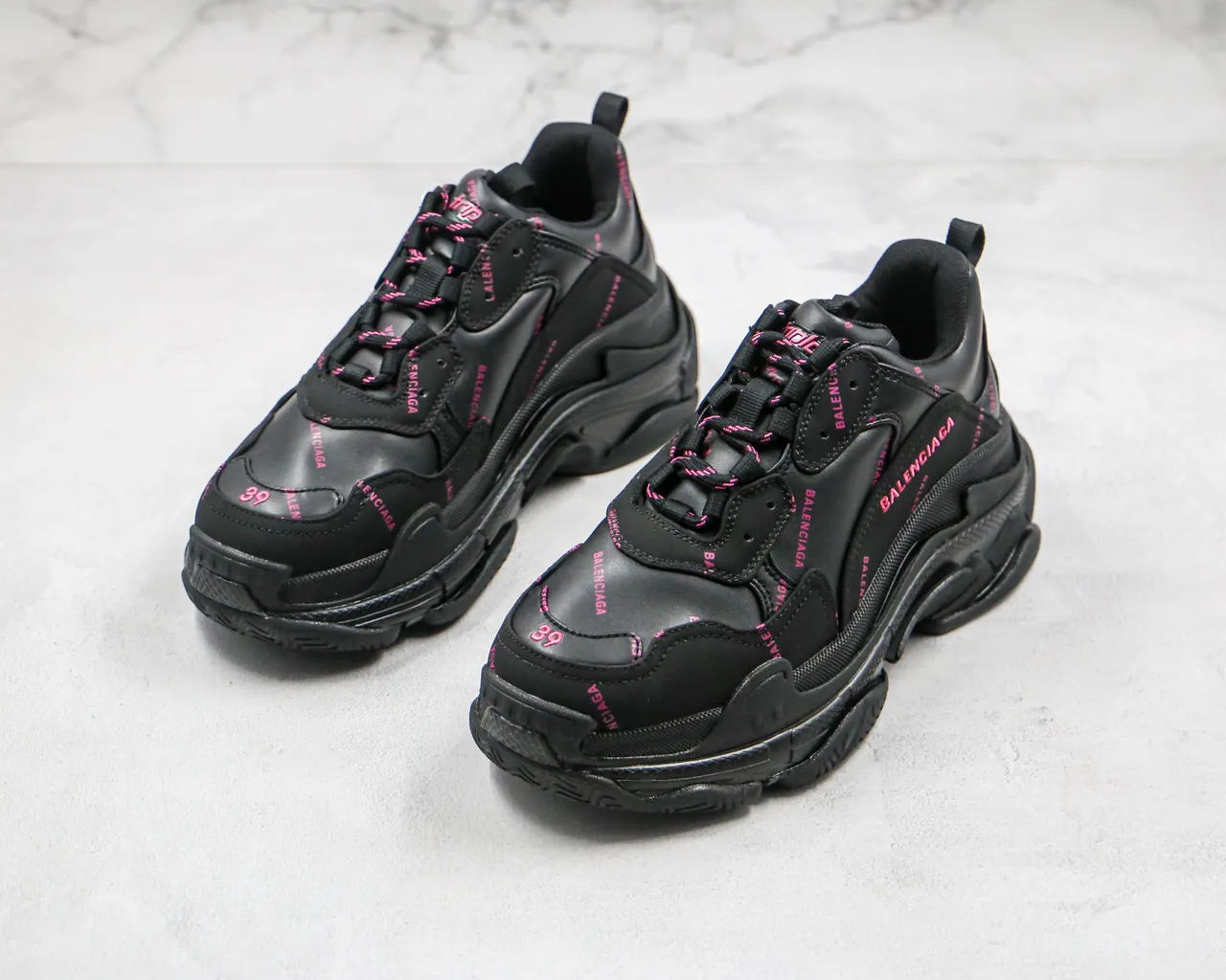 Balenciaga Triple S Black Pink silhouette oversize semelle multi-couche baskets à semelle épaisse 9