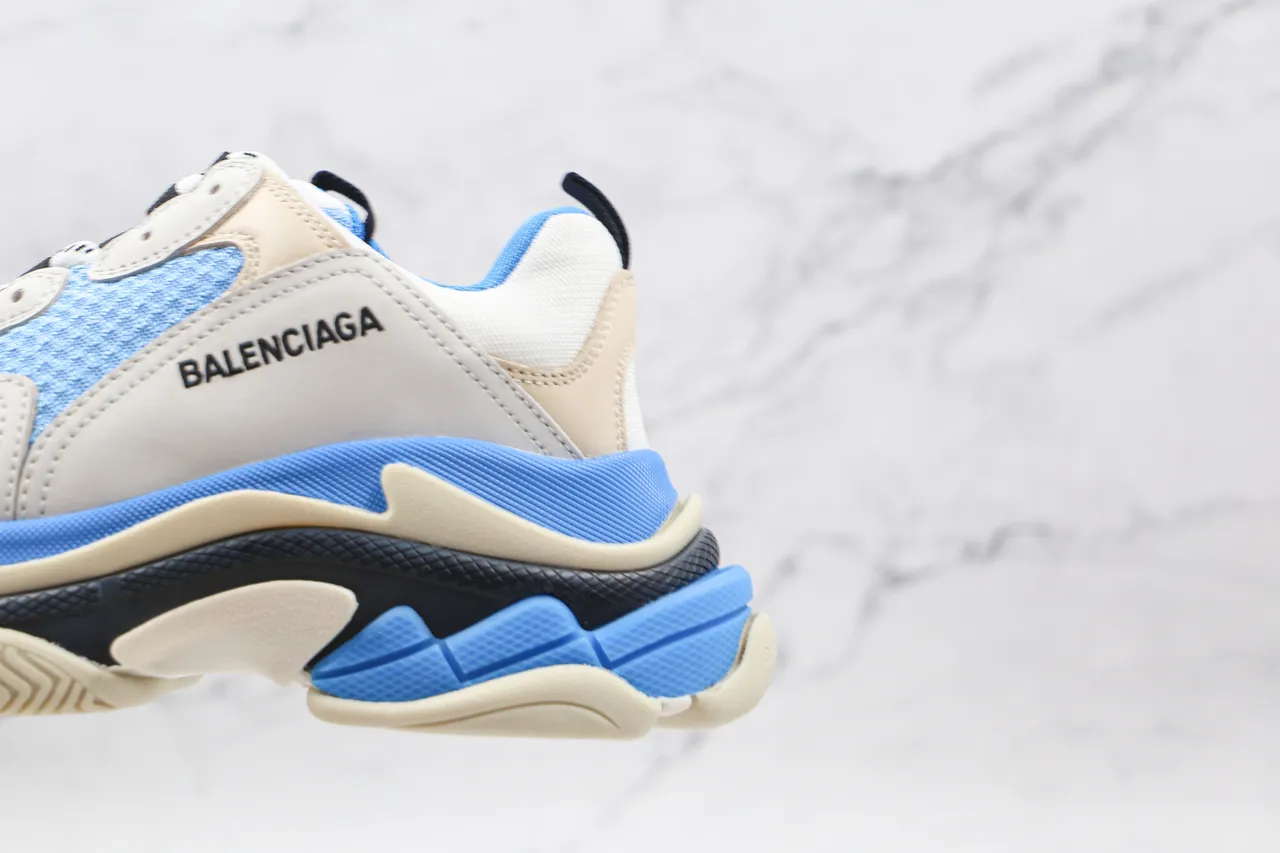 Balenciaga Triple S tênis azuis e bege chunky 3