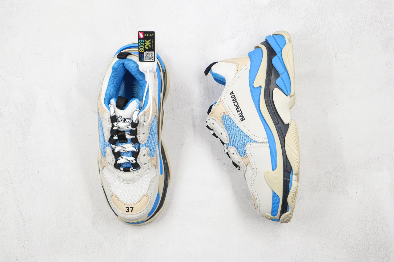 Balenciaga Triple S tênis azuis e bege chunky 9