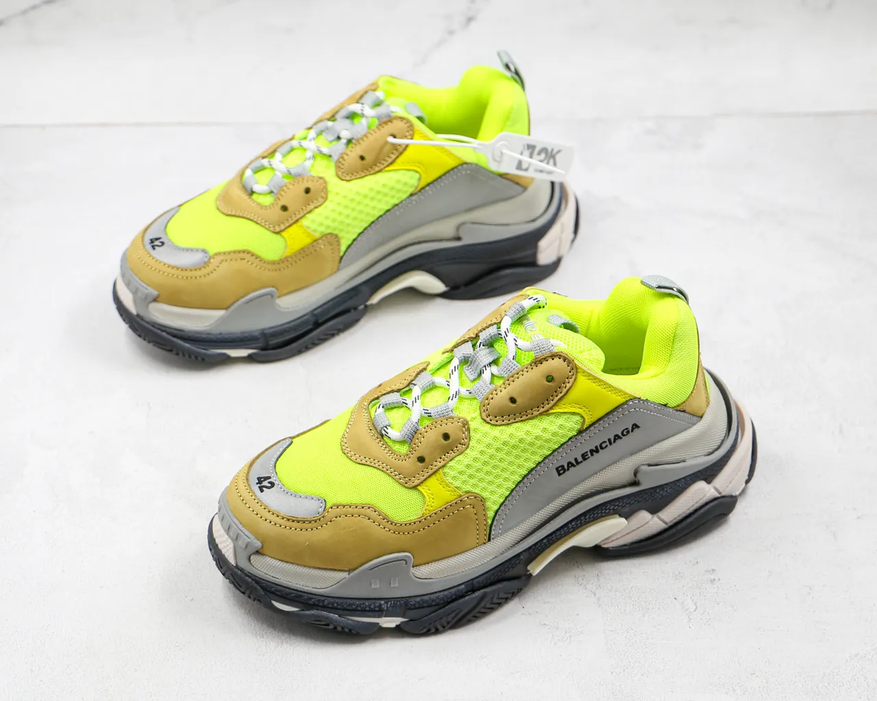 Balenciaga Triple S Jaune néon tan gris sneakers chunky 7