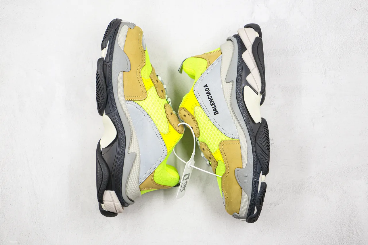 Balenciaga Triple S Jaune néon tan gris sneakers chunky 9
