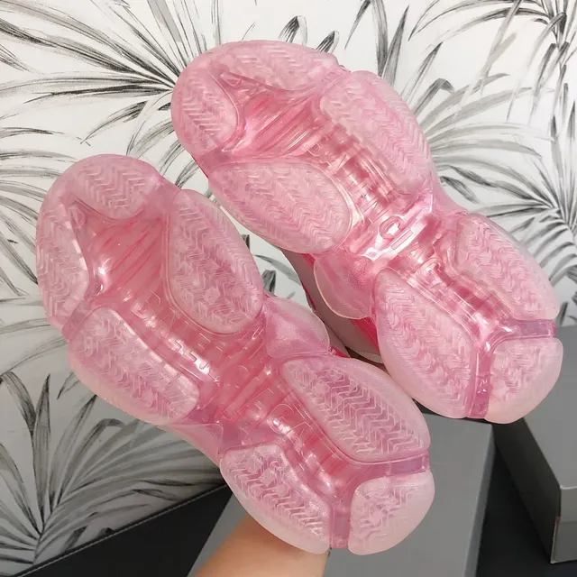 Balenciaga Triple S Tênis Chunky Rosa e Branco 3