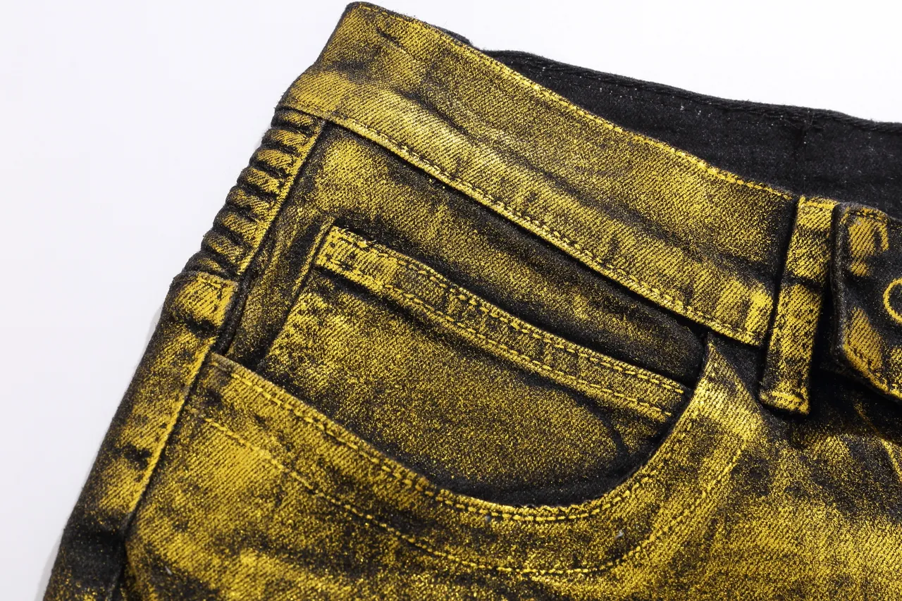 Balmain شورتات بيكر معدني ذهبي مبطن 9
