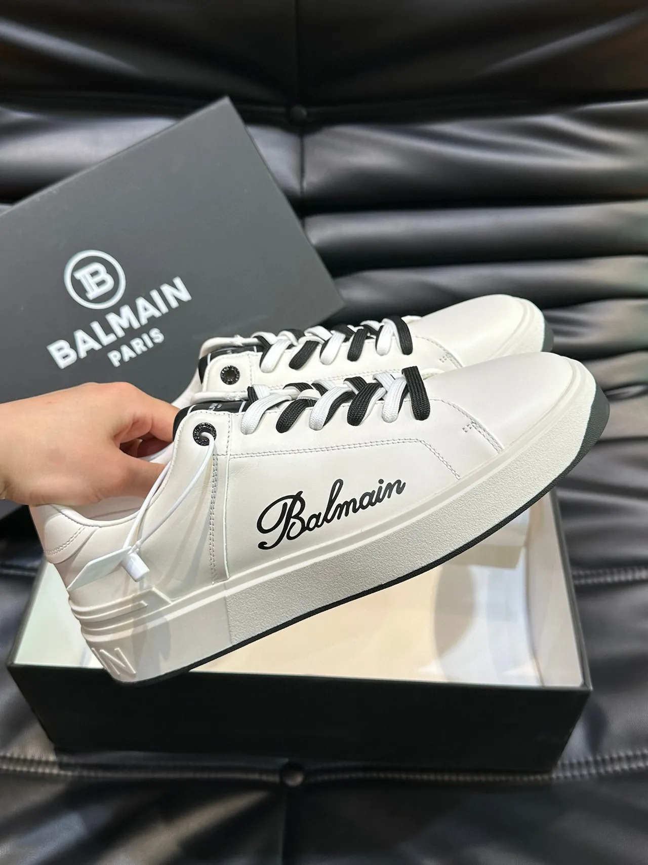 Balmain White Black Low-Top Leather Upper Lifestyle Sneakers 5