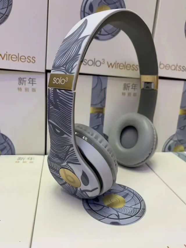 Beats Solo3 Wireless Patterned White Gray Gold Over-ear Headphones 3