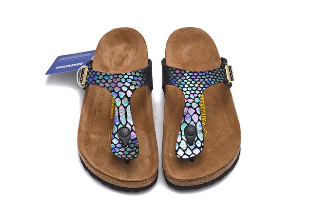 Birkenstock Arizona Sandálias Casuais com Estampa de Escamas Iridescentes 3