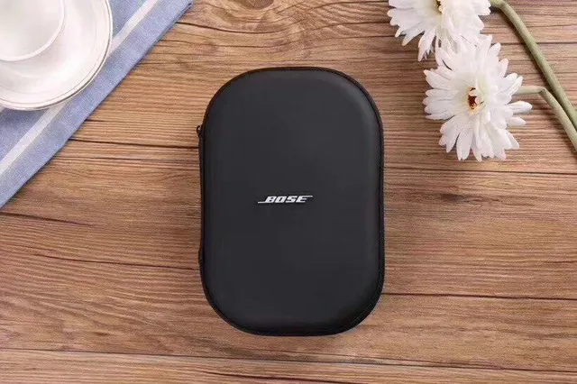 Bose QuietComfort 35 Over-Ear Headphones 2