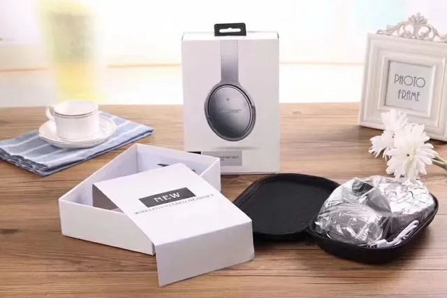 Bose QuietComfort 35 Over-Ear Headphones 3