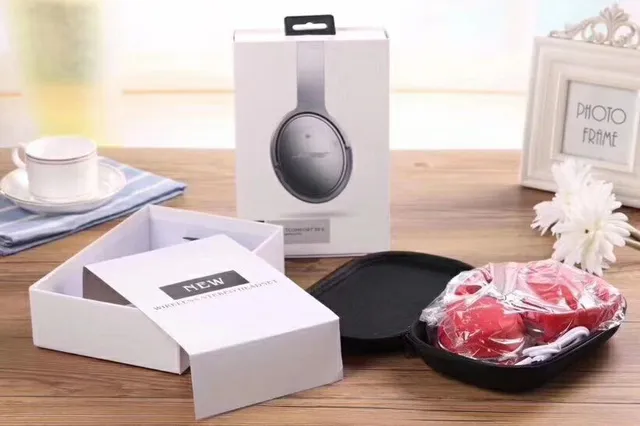 Bose QuietComfort 35 Over-Ear Headphones 4