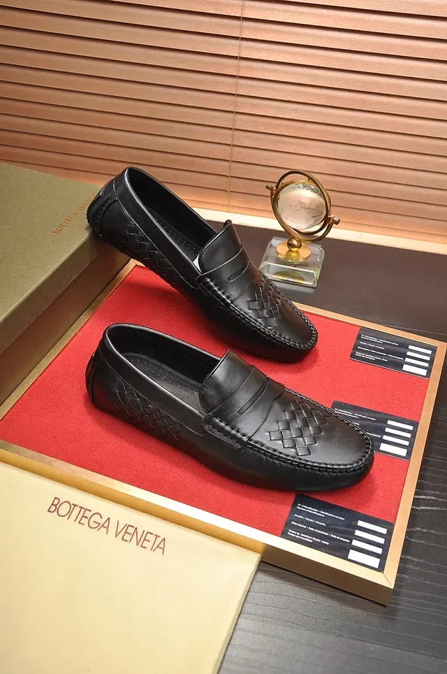 Bottega Veneta Andiamo Preto Intrecciato Couro Trançado Silhueta Penny Loafer 4