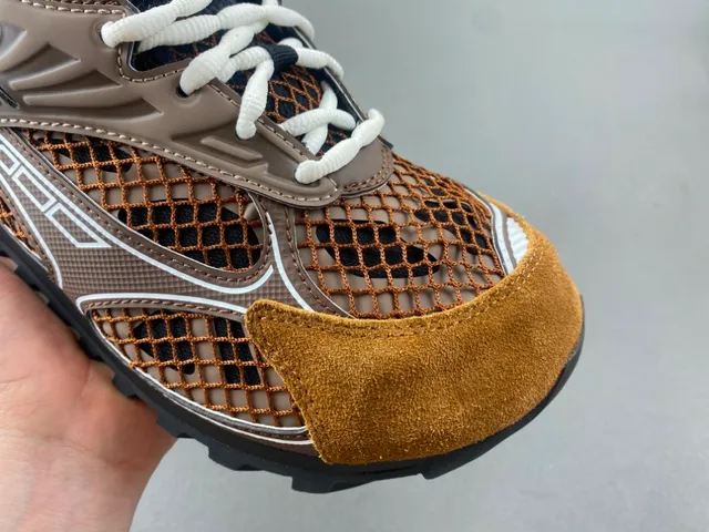 Bottega Veneta Marron Beige Tige hybride mesh-suede moulée Overlays de cage synthétique Chaussures lifestyle 2