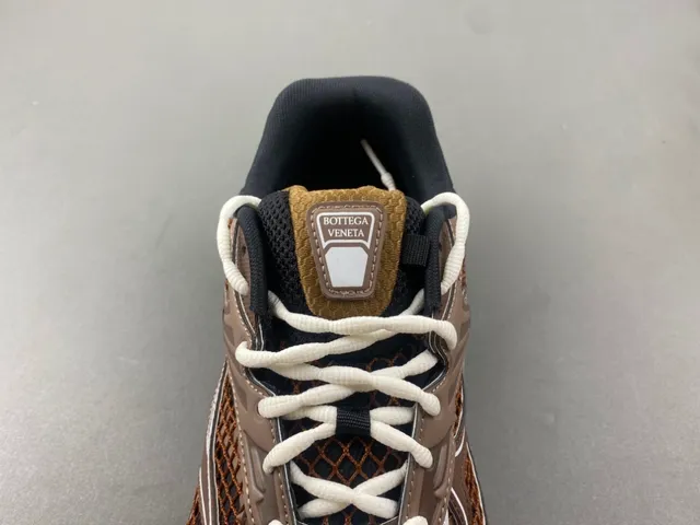 Bottega Veneta Marron Beige Tige hybride mesh-suede moulée Overlays de cage synthétique Chaussures lifestyle 6