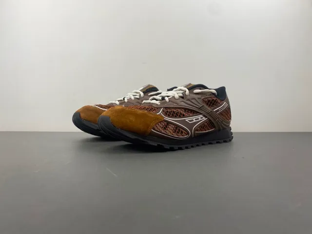 Bottega Veneta Marron Beige Tige hybride mesh-suede moulée Overlays de cage synthétique Chaussures lifestyle 10
