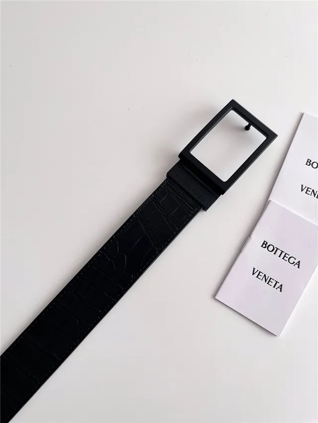 Bottega Veneta Cassette Intrecciato Cinto de couro preto e verde 4