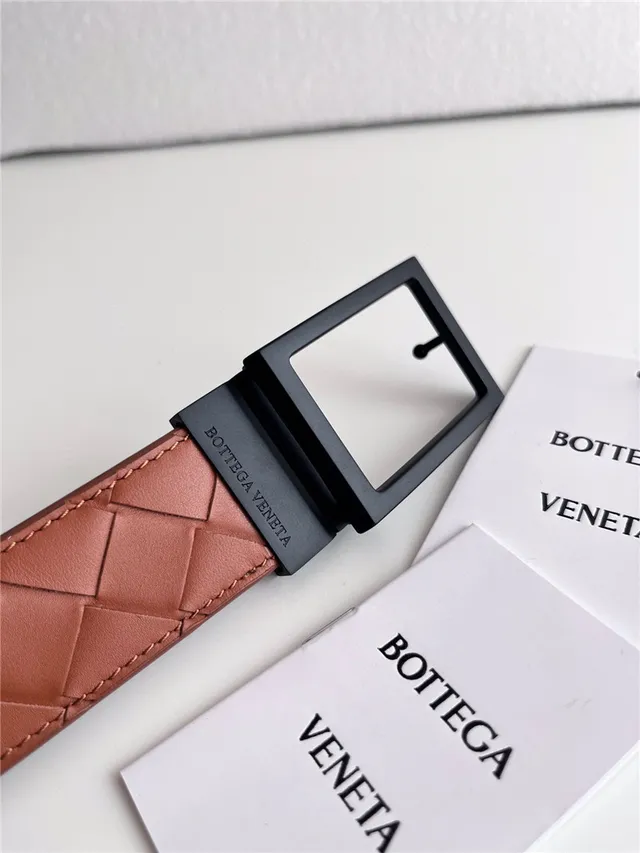 Bottega Veneta Cassette Intrecciato Cinto de couro preto e verde 11