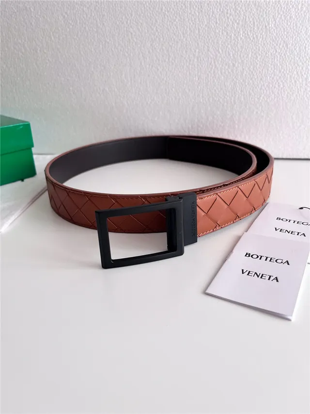 Bottega Veneta Cassette Intrecciato Cinto de couro preto e verde 13