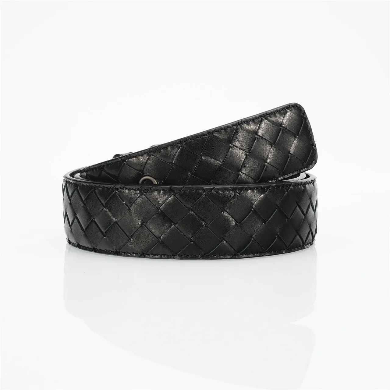 Bottega Veneta Cassette Intrecciato Ceinture en cuir noir 3