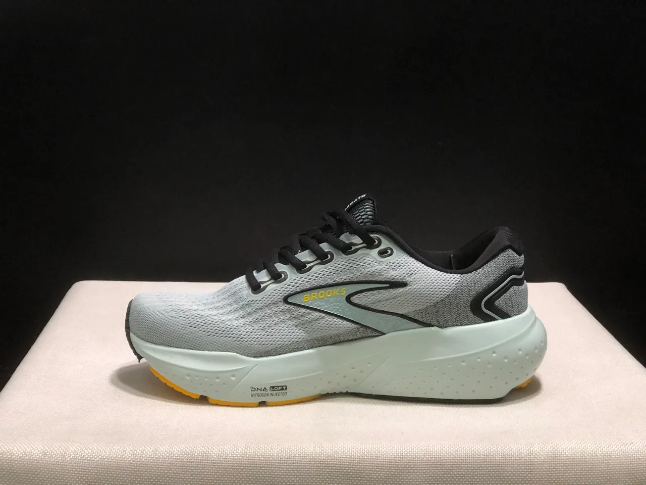 Brooks Glycerin Cinza claro e hortelã Tênis de corrida 7