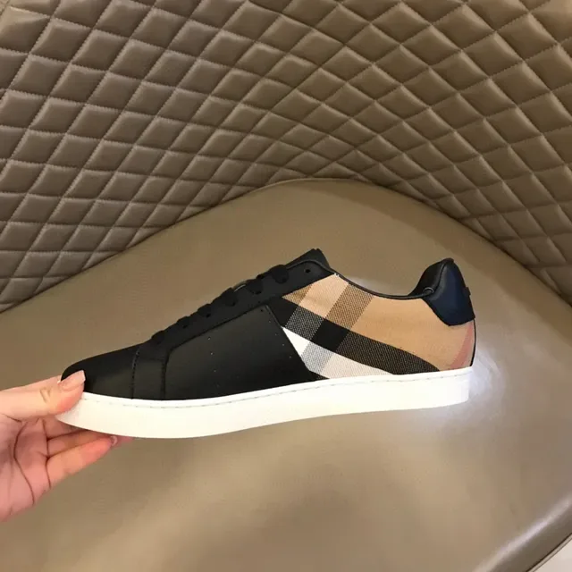 Burberry Noir Beige Cuir Supérieur Panneau Latéral à Carreaux Sneakers Lifestyle 7