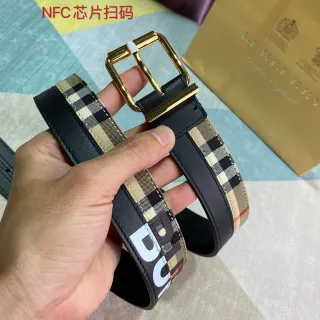 Burberry কালো বেইজ রিভার্সিবল চেক প্যাটার্ন লেদার বেল্ট