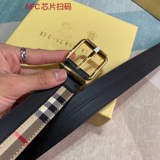 Burberry Black Beige Reversible Check-Pattern Leather Belt 5