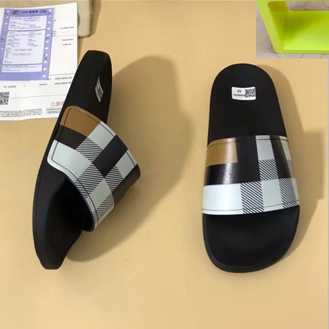 Burberry Black Multicolor Single Wide Strap House Check Pattern Slippers 6