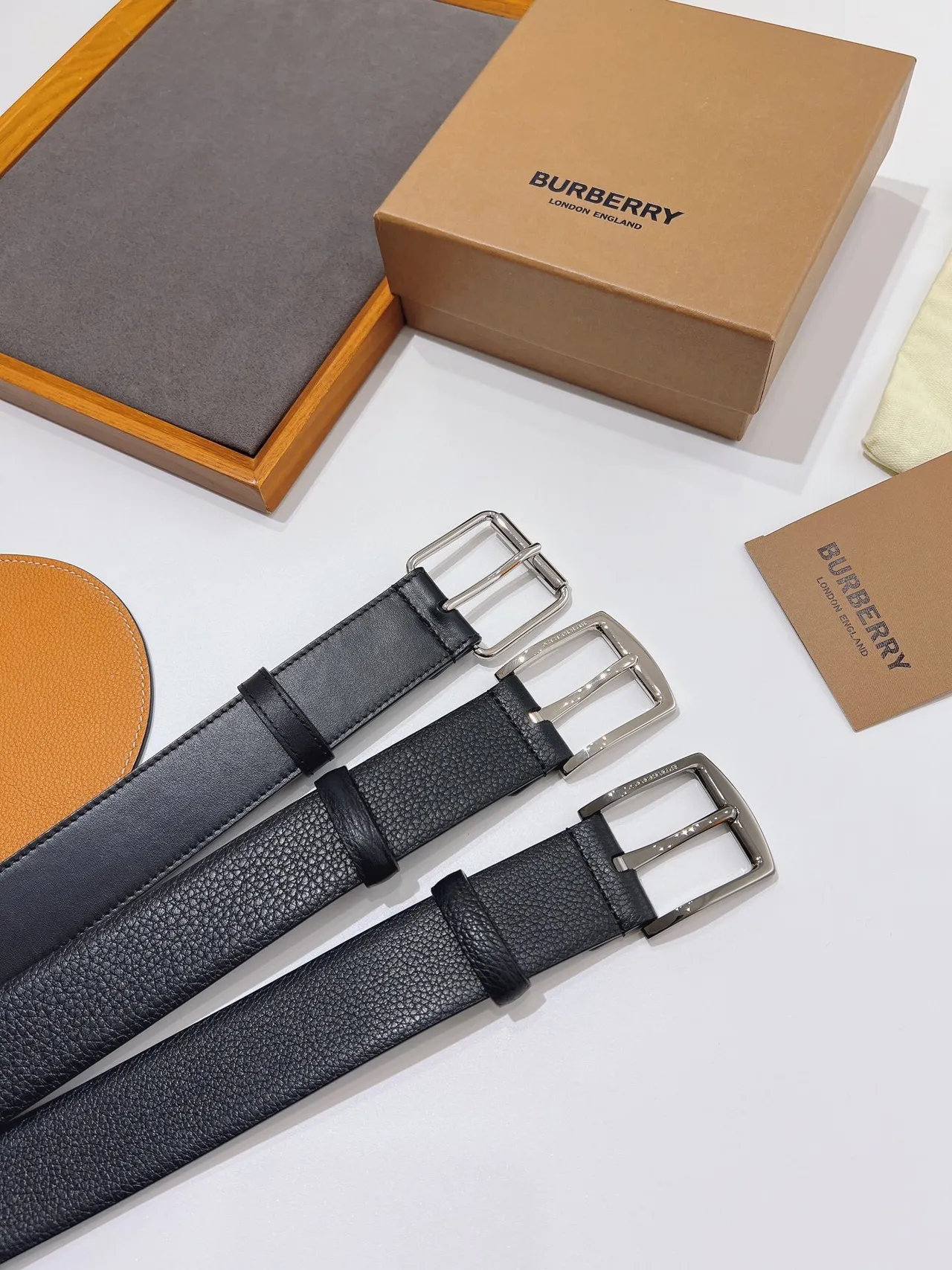 Burberry Black Silver Smooth Rectangular Buckle Leather Belt 3