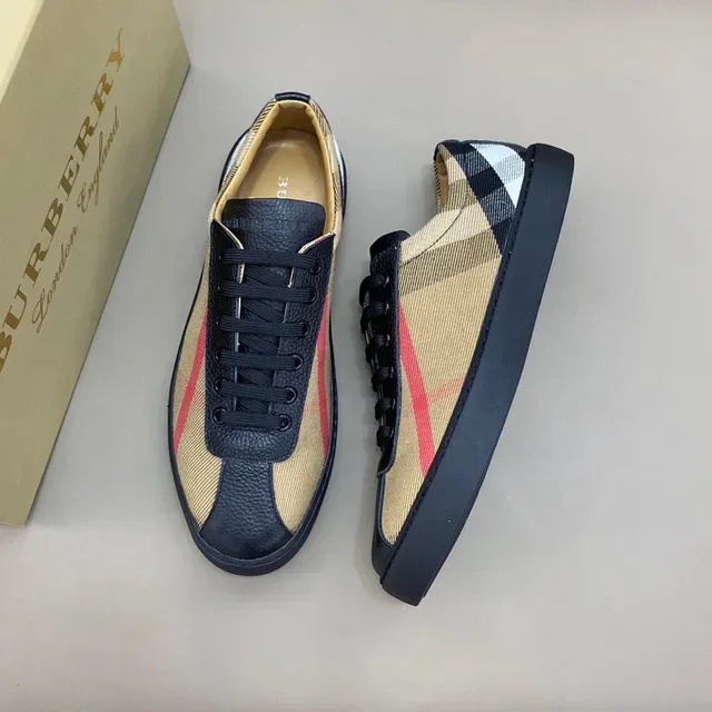 Burberry House Check Beige Black Red Lifestyle Sneakers 9