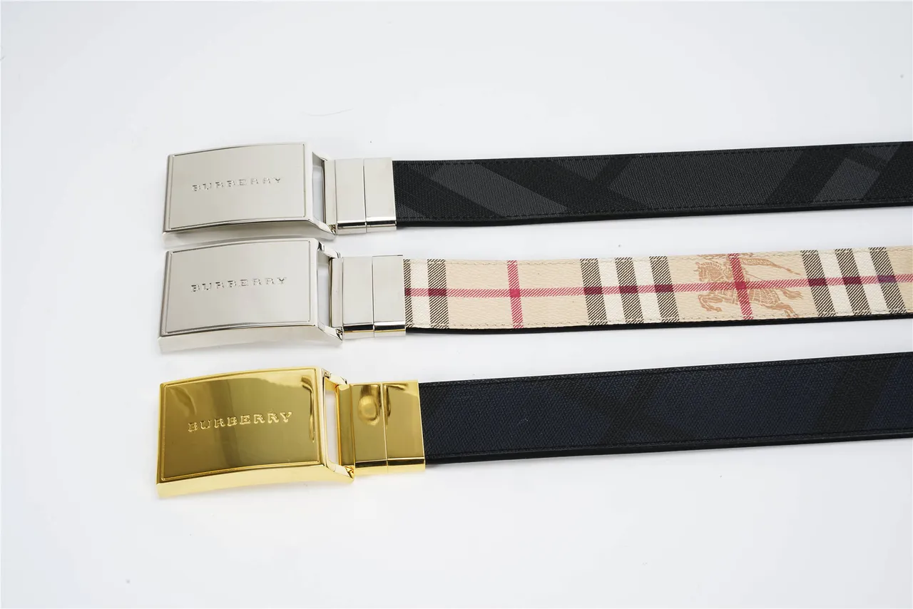 Burberry Knight Black Check Reversible Leather Belt 2