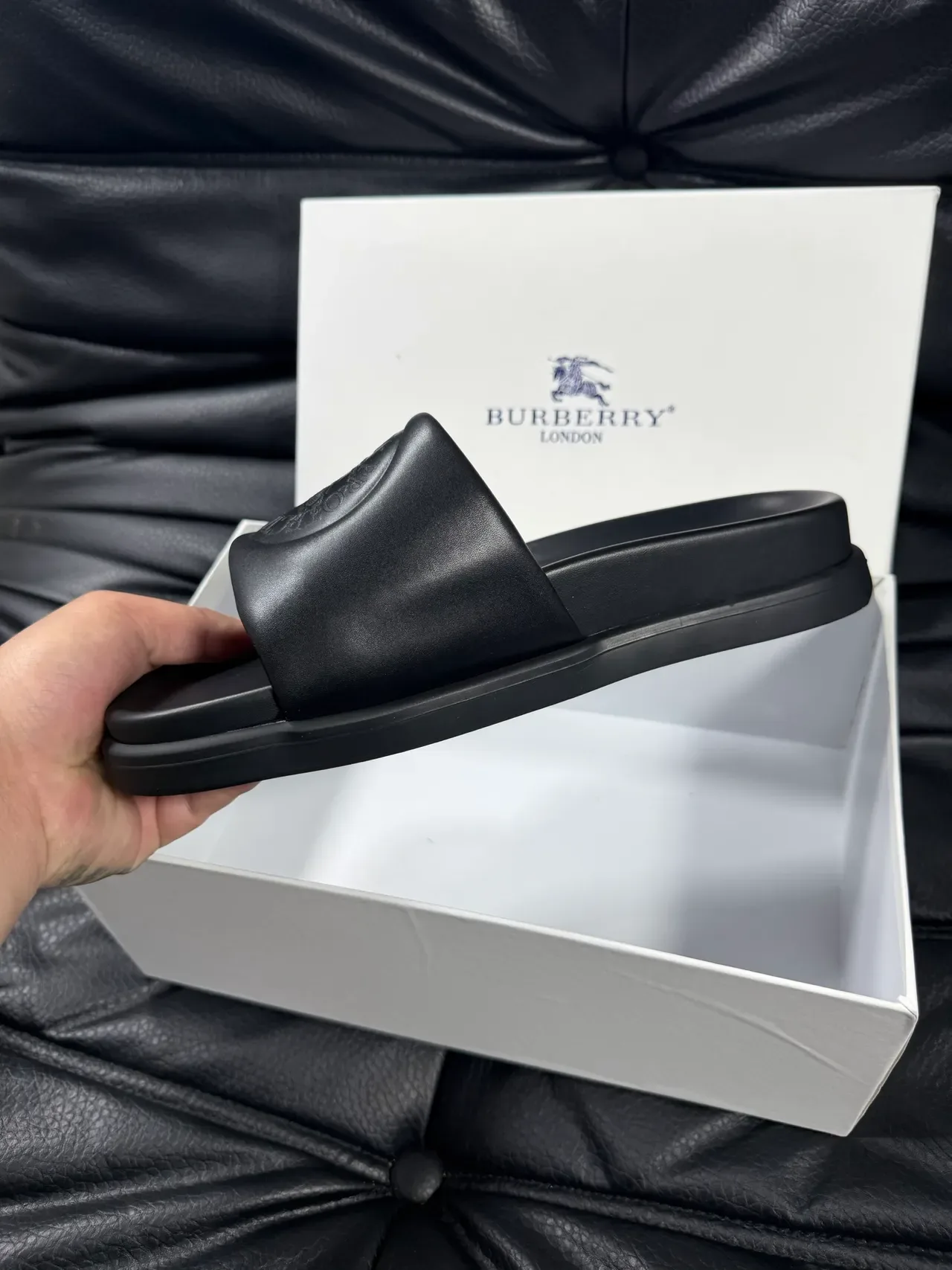 Burberry Knight Black Platform Sole Single Wide Strap Slippers 3