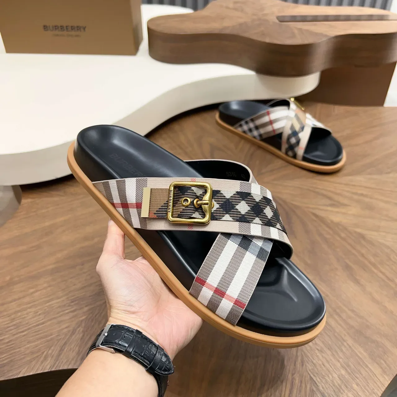 Burberry Knight Check Strap Casual Sandals 9